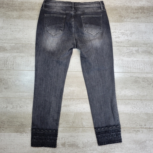 Driftwood Jackie Embroidered Skinny Jeans Size 32 - Picture 10 of 11